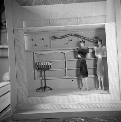 Model af vinduesdekoration  1940erne